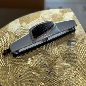 Gray and Black Hole Punch